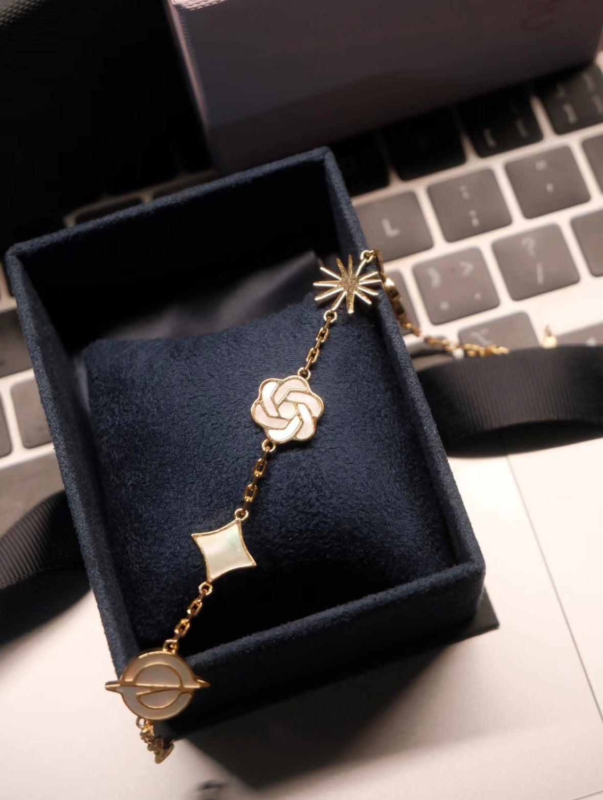 AI Engineer Bracelet | Large Model Logo | The Builder Collection